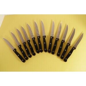 12 Pfaltzgraff Legacy Serrated Steak Knife Knives Black Handle with Rivets